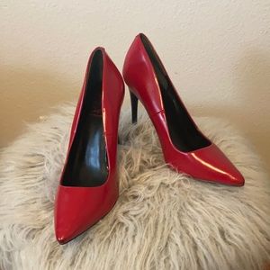 Red Donald J. Pliner Pumps